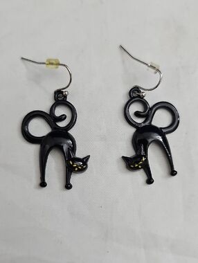 Black Cat Dangle Earrings - Cute Halloween Cat Earrings